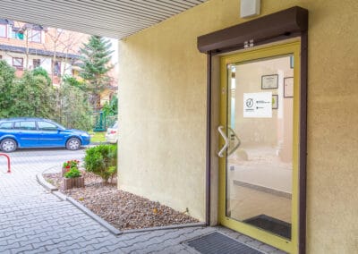 Wejście do Gabinetu Fizjoterapii Anna Nowicka